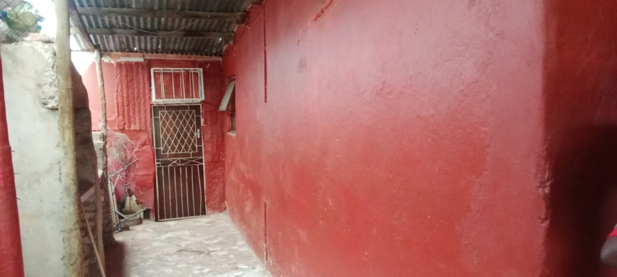 2 Bedroom Property for Sale in Kwa Nobuhle Eastern Cape